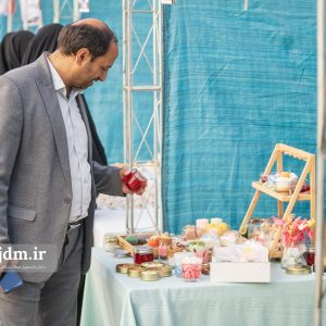 راسته خیریه دانشجویـــــ۳ــــی (84)